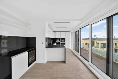 Central Avenue, Imperial Wharf - SW6 view 10