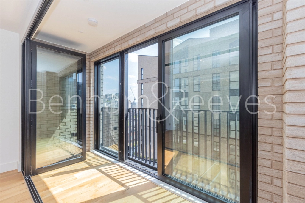 1 bedroom apartments/flats for sale in Graphite Square, London - SE11 view 6