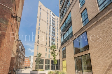 Graphite Square, London - SE11 view 9