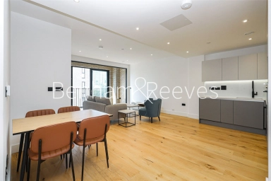 Graphite Square, London - SE11 view 1