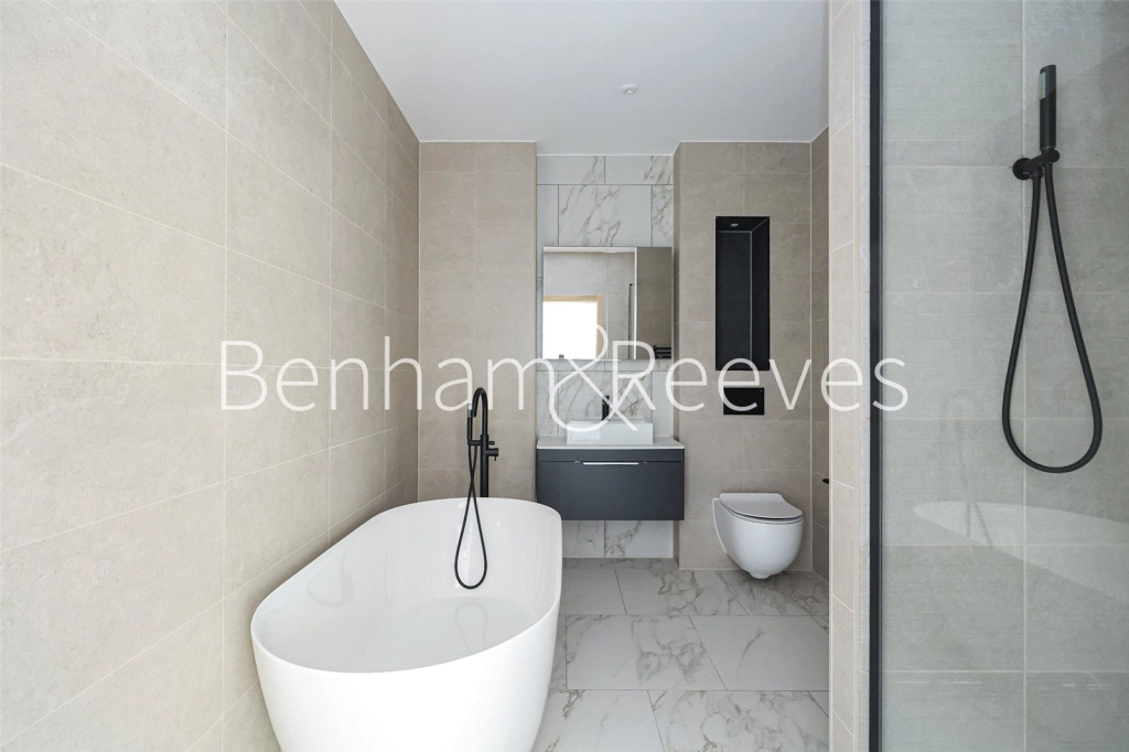 3 bedrooms apartments/flats for sale in Graphite Square, London - SE11 view 8