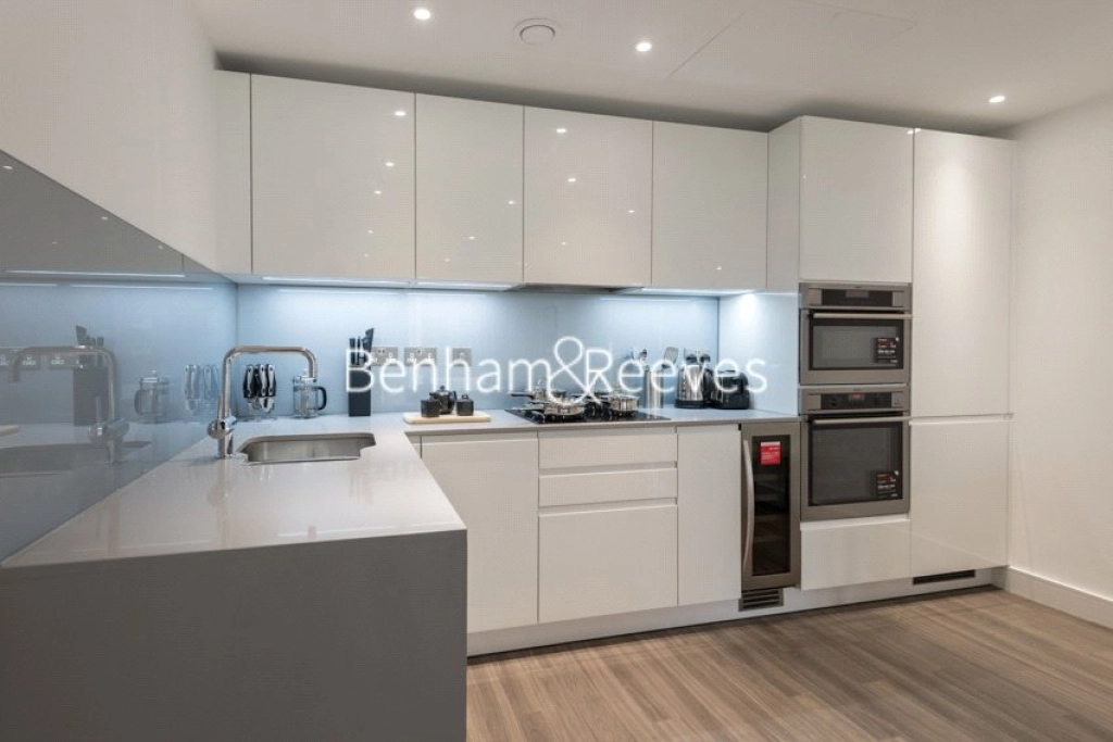 2 bedrooms apartments/flats for sale in Wandsworth Road, London - SW8 view 4