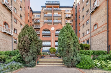 William Morris Way, Imperial Wharf - SW6 view 19