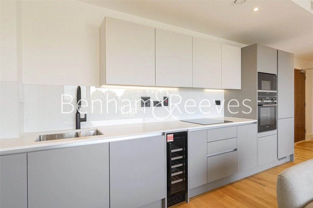 2 bedrooms apartments/flats for sale in Graphite Square, London - SE11 view 3