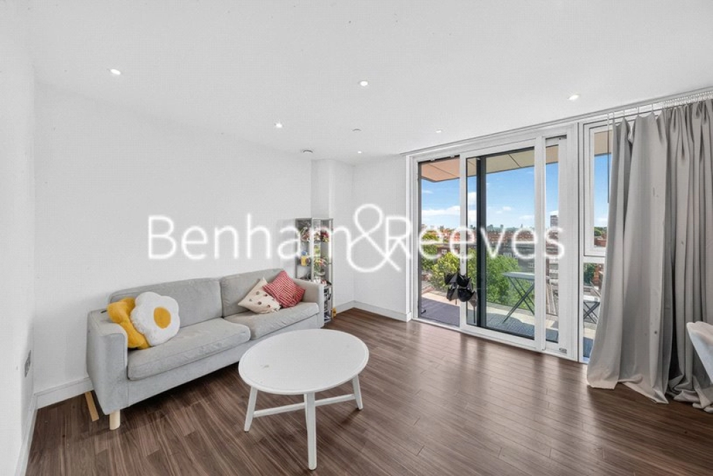 2 bedrooms apartments/flats for sale in Hebden Place, London - SW8 view 3