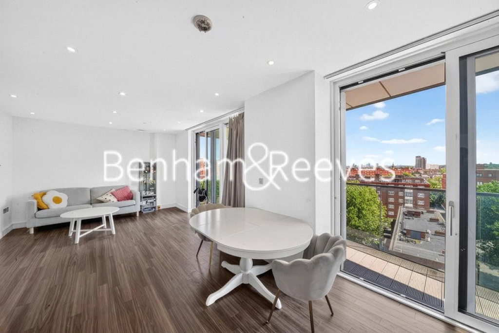 2 bedrooms apartments/flats for sale in Hebden Place, London - SW8 view 4