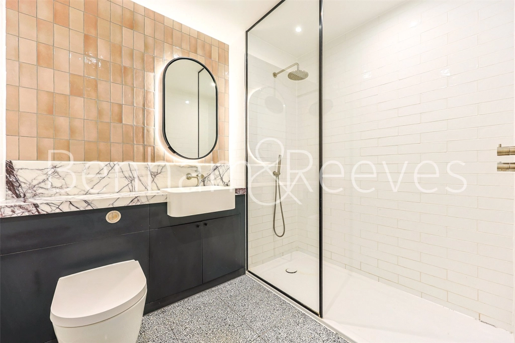 1 bedroom apartments/flats for sale in Viaduct Gardens, London - SW11 view 9
