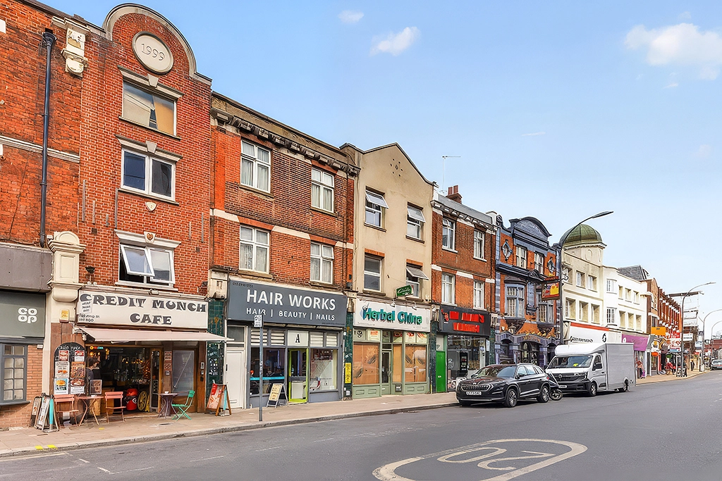 1 bedroom apartments/flats for sale in King Street, Hammersmith - W6 view 10