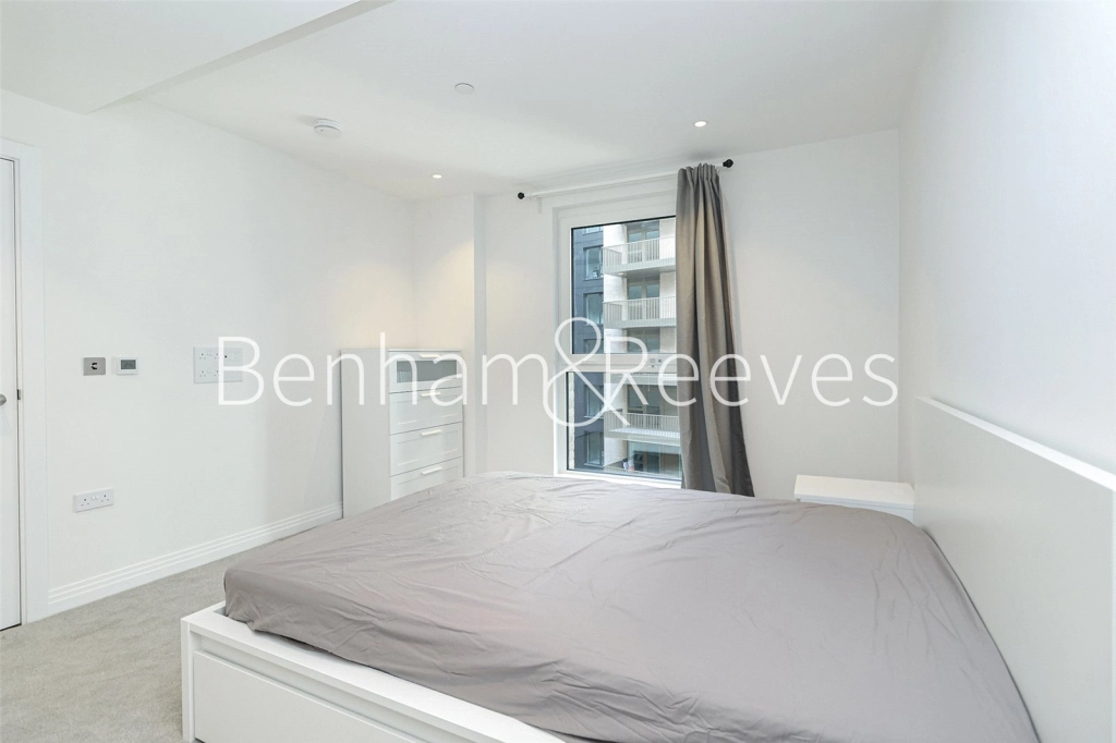 1 bedroom apartments/flats for sale in Gasholder Place, London - SE11 view 9