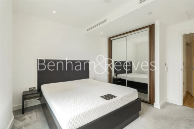 Wandsworth Road, London - SW8 view 7