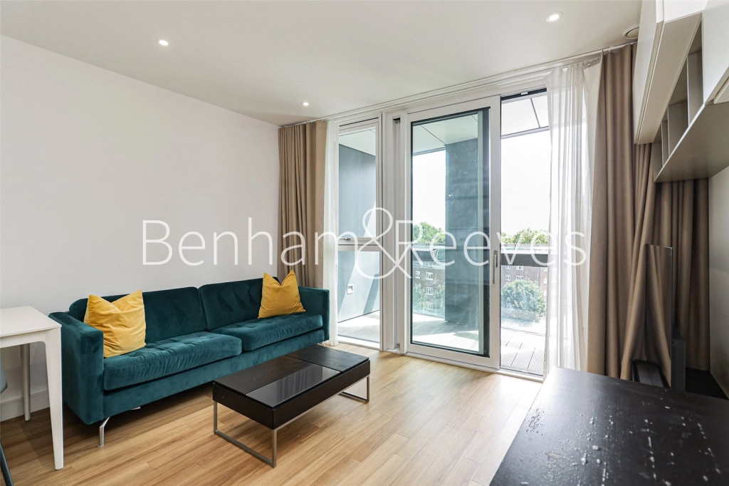 1 bedroom apartments/flats for sale in Wandsworth Road, London - SW8 view 2