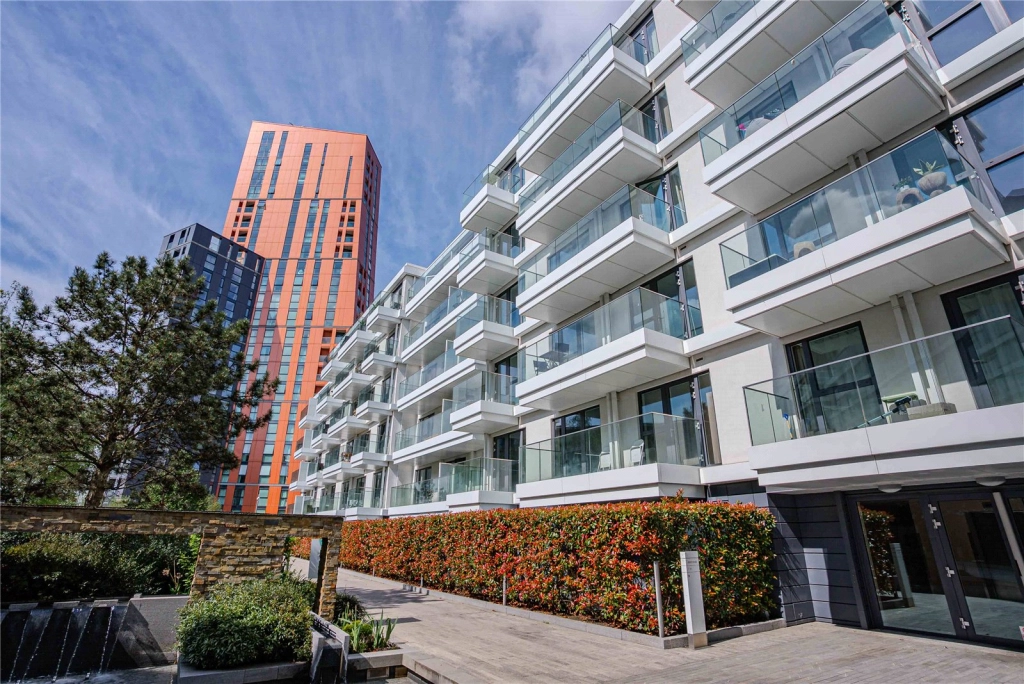 1 bedroom apartments/flats for sale in Wandsworth Road, London - SW8 view 7