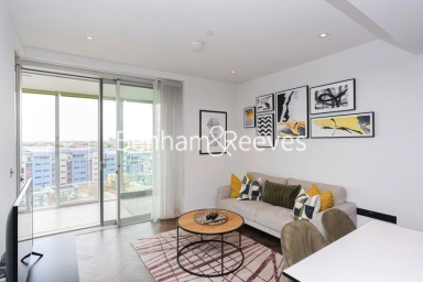 Circus Road West, London - SW11 view 1