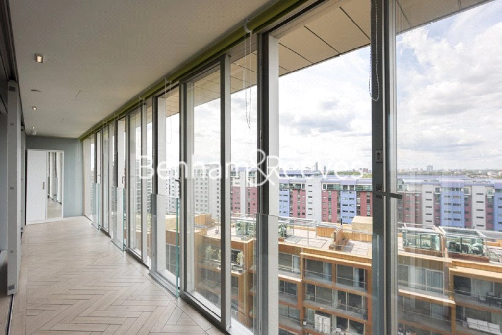 2 bedrooms apartments/flats for sale in Circus Road West, London - SW11 view 8