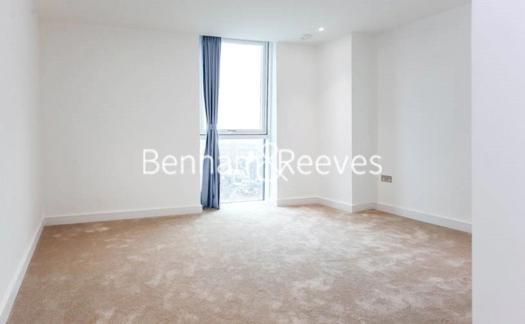 2 bedrooms apartments/flats for sale in Wandsworth Road, London - SW8 view 5
