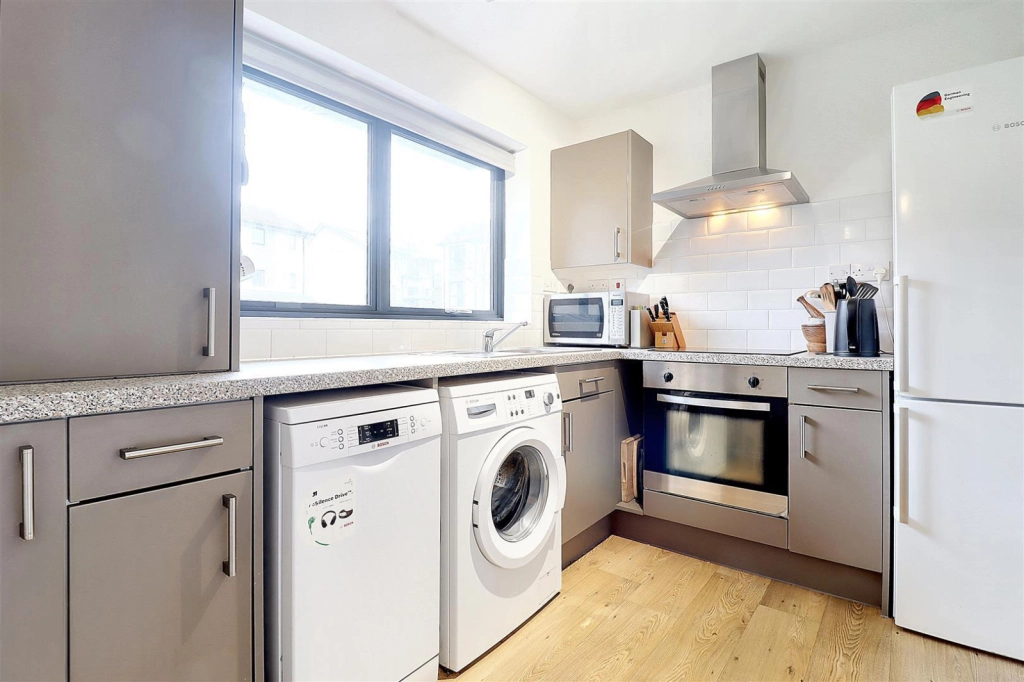 4 bedrooms houses for sale in Pendleton Gate, Norwich - NR3 view 3