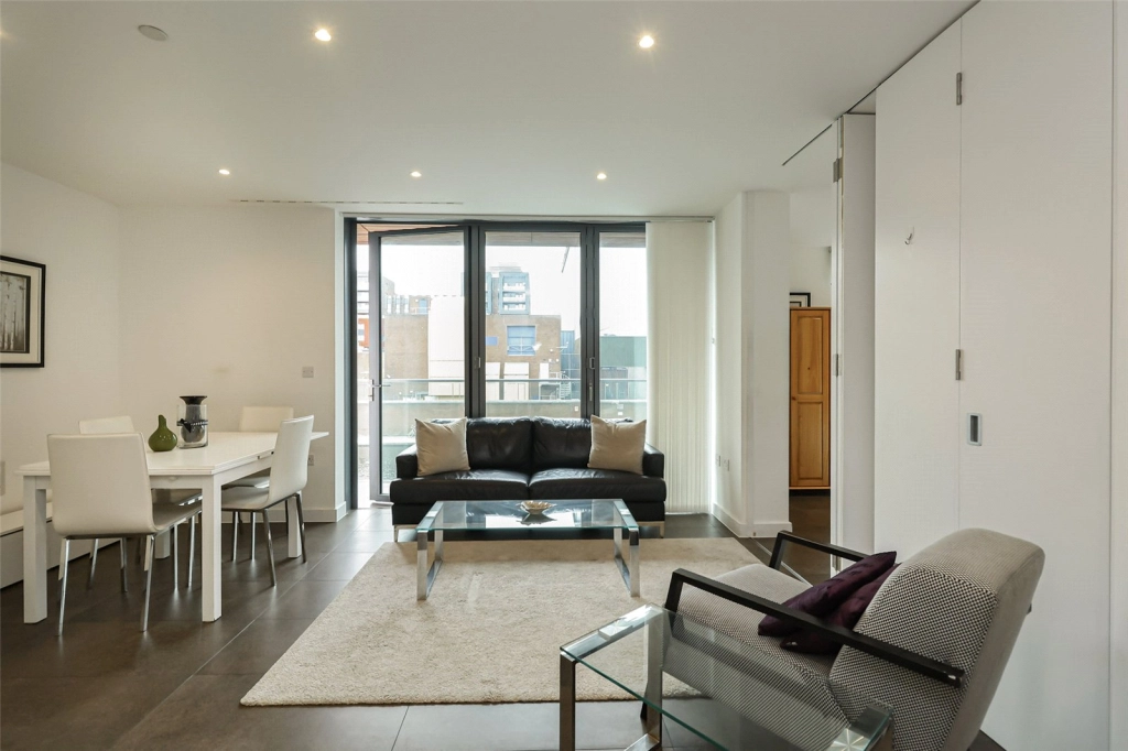 2 bedrooms apartments/flats for sale in City Road, Old Street - EC1V view 7