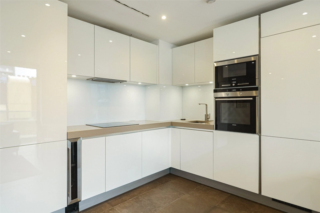 2 bedrooms apartments/flats for sale in City Road, Old Street - EC1V view 4