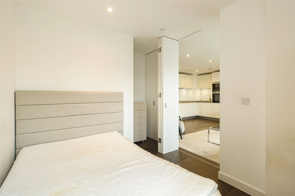 2 bedrooms apartments/flats for sale in City Road, Old Street - EC1V view 13