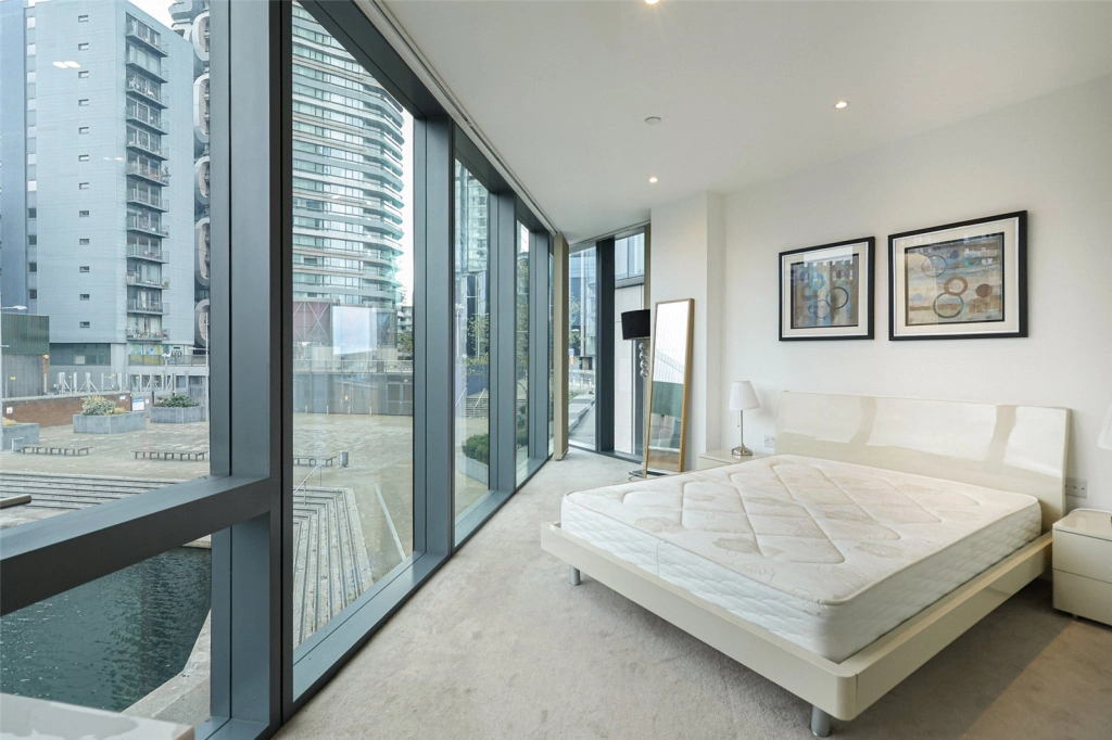 2 bedrooms apartments/flats for sale in City Road, Old Street - EC1V view 6