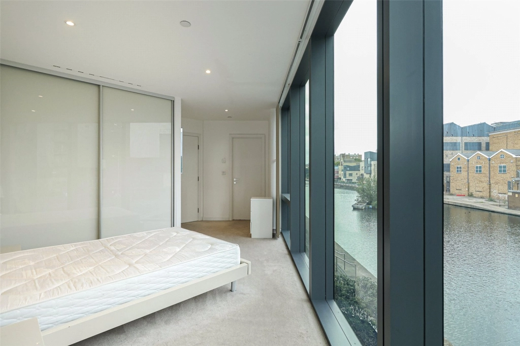 2 bedrooms apartments/flats for sale in City Road, Old Street - EC1V view 17