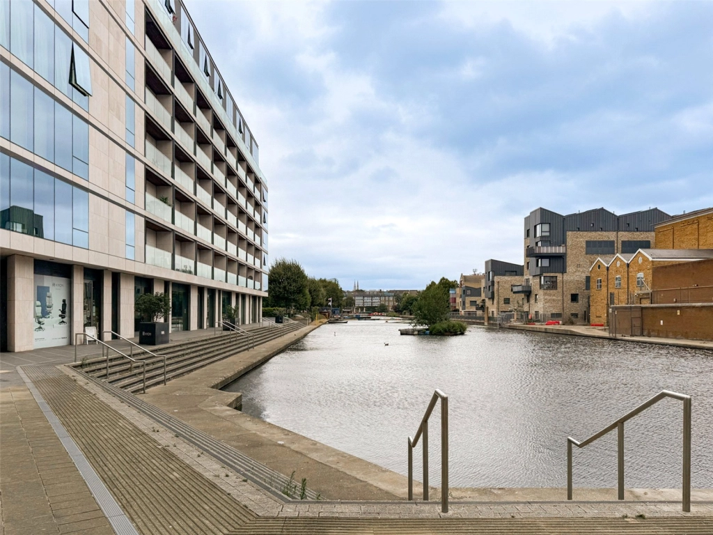 2 bedrooms apartments/flats for sale in City Road, Old Street - EC1V view 21