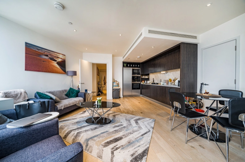 2 bedrooms apartments/flats to sale in Biscayne Avenue, Canary Wharf-image 3