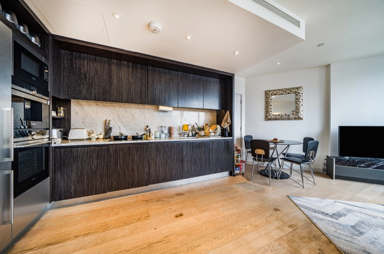 2 bedrooms apartments/flats to sale in Biscayne Avenue, Canary Wharf-image 4
