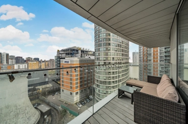Biscayne Avenue, Canary Wharf  image 7