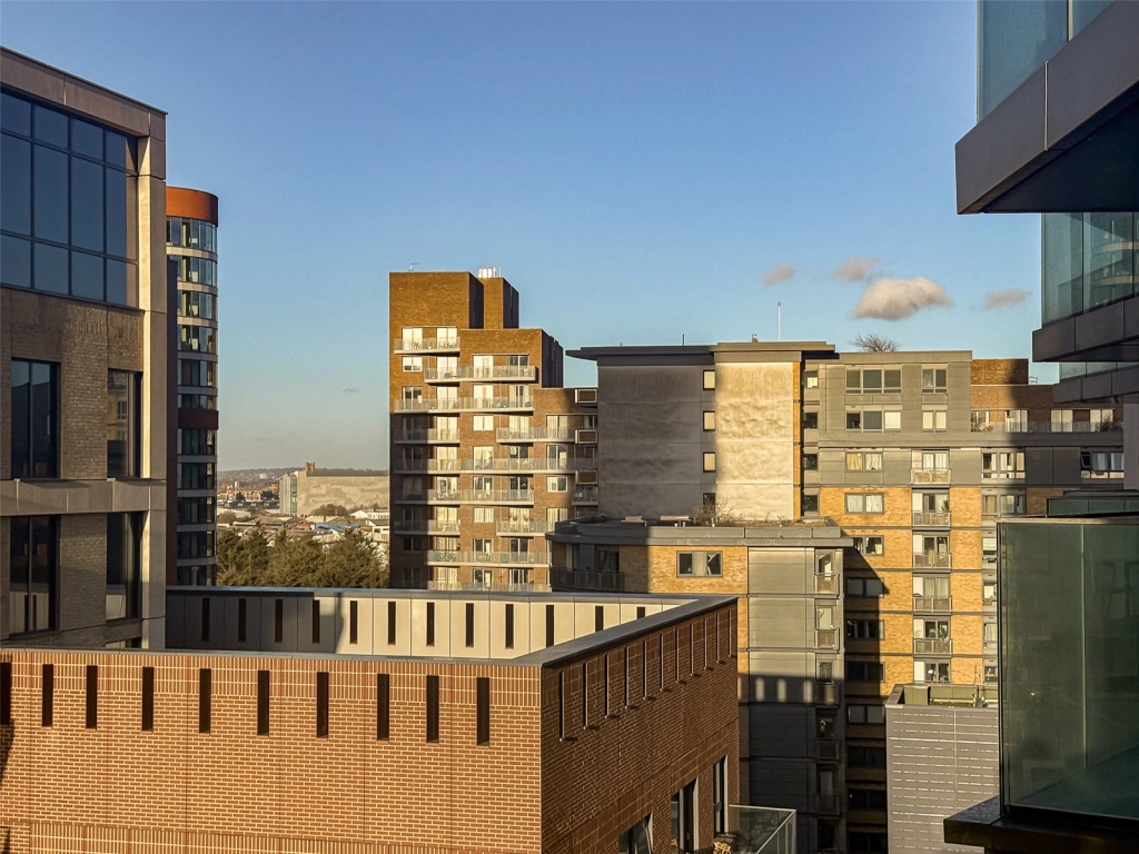 2 bedrooms apartments/flats for sale in Portal Way, Ealing - W3 view 11