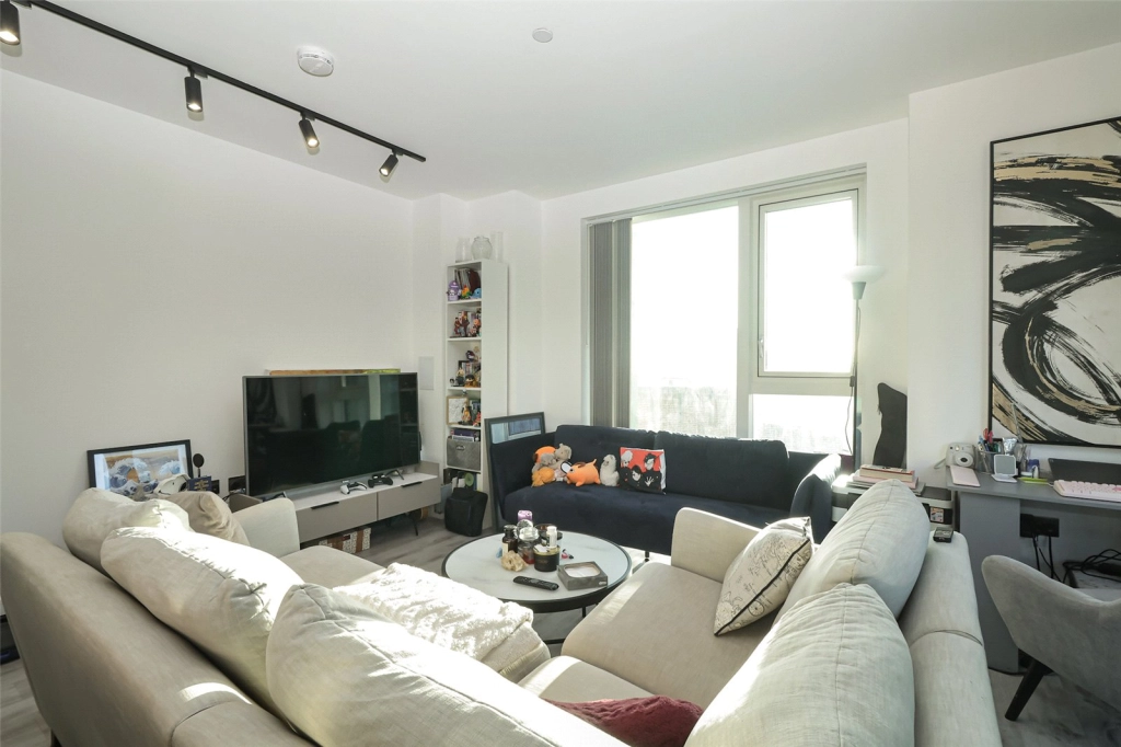 2 bedrooms apartments/flats for sale in Portal Way, Ealing - W3 view 12