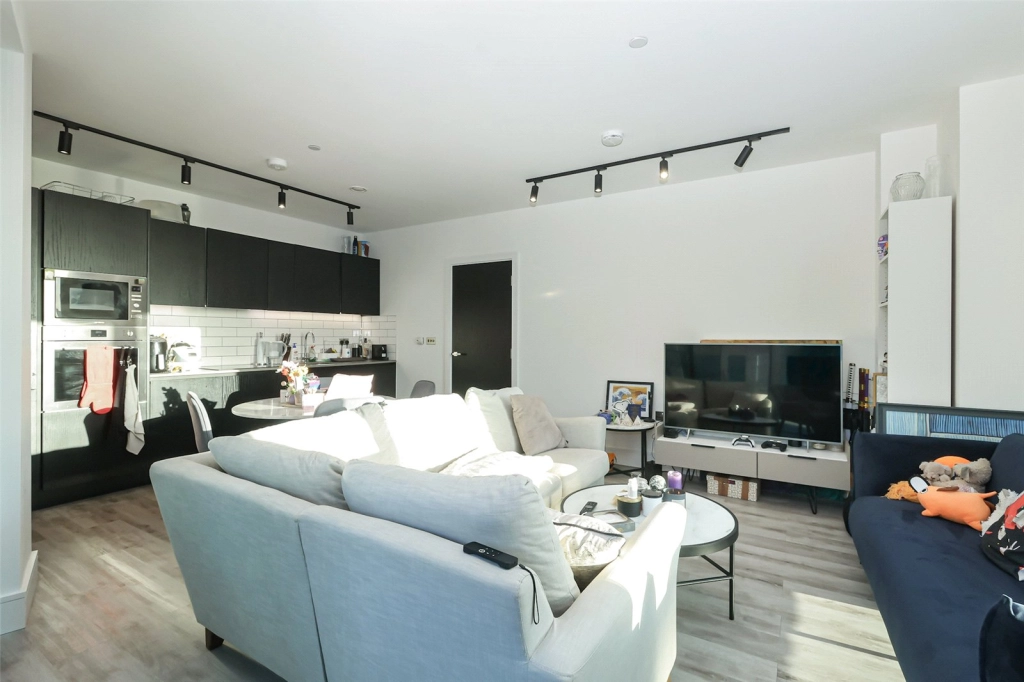 2 bedrooms apartments/flats for sale in Portal Way, Ealing - W3 view 14