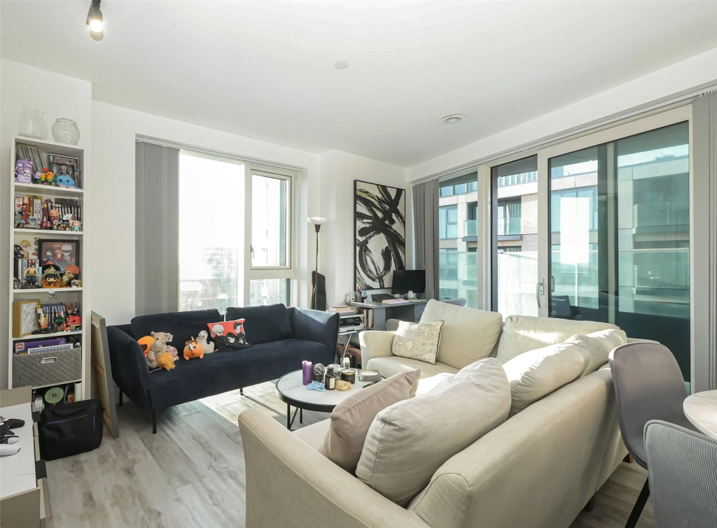 2 bedrooms apartments/flats for sale in Portal Way, Ealing - W3 view 15