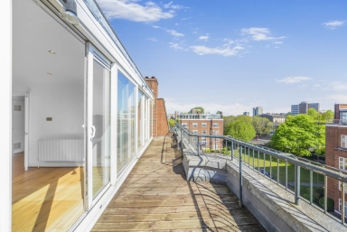 Putney Hill, Putney - SW15 view 16