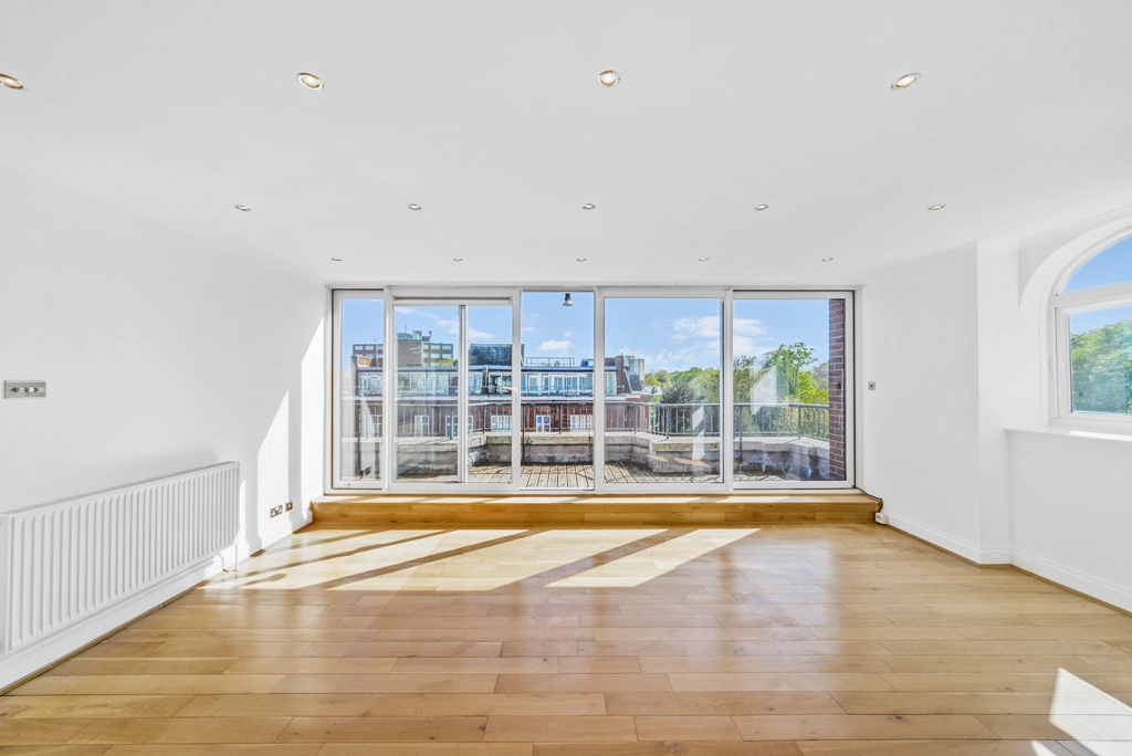 3 bedrooms apartments/flats for sale in Putney Hill, Putney - SW15 view 2