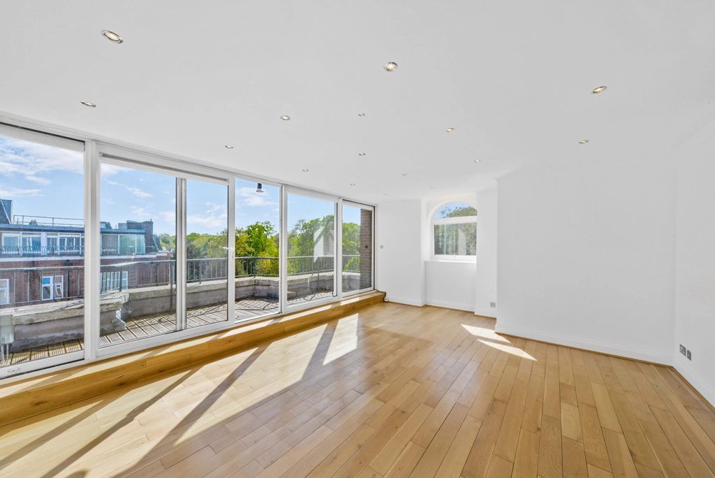 3 bedrooms apartments/flats for sale in Putney Hill, Putney - SW15 view 9