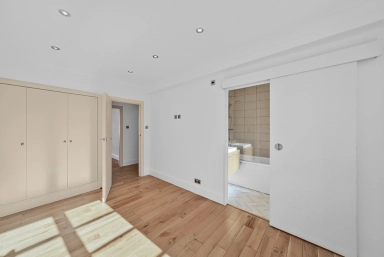 Putney Heath, Putney - SW15 view 6