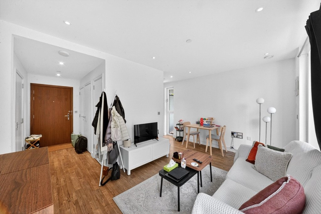 Studio apartments/flats for sale in Wandsworth Road, Nine Elms - SW8 view 5