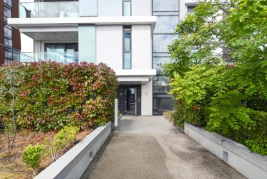 Wandsworth Road, Nine Elms - SW8 view 13