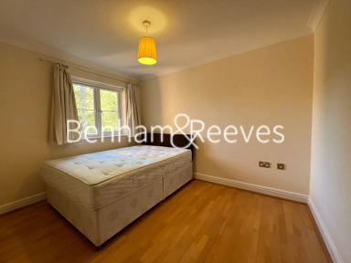 Eastbury Avenue, Northwood, Hertfordshire - HA6 view 16