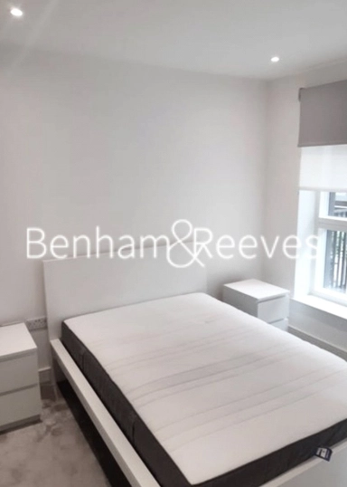 Accolade Avenue, Southall - UB1 view 5