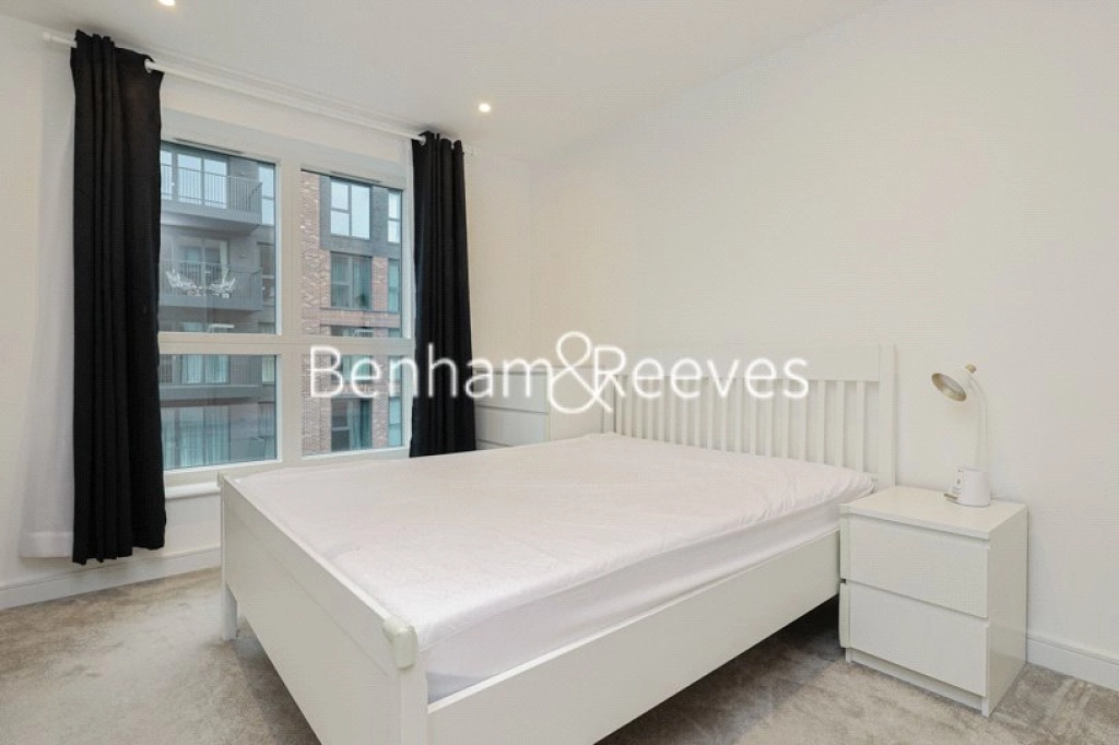 2 bedrooms apartments/flats for sale in Cedrus Avenue, Southall - UB1 view 3
