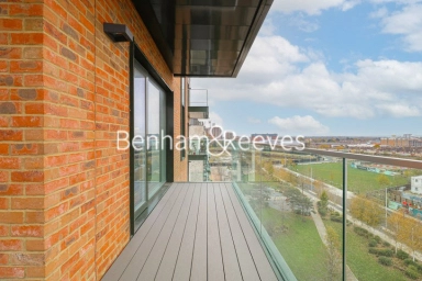 Cedrus Avenue, Southall - UB1 view 5