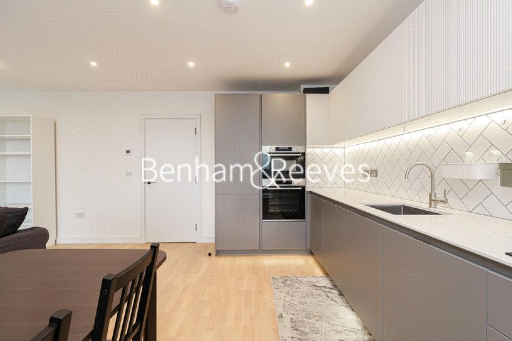 2 bedrooms apartments/flats for sale in Cedrus Avenue, Southall - UB1 view 7