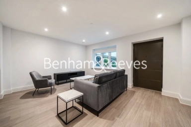 Memorial Avenue, Slough, Berkshire - SL1 view 5