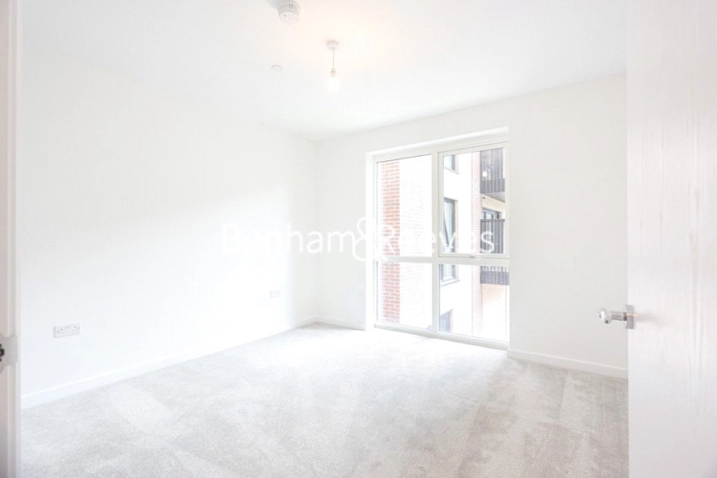 1 bedroom apartments/flats for sale in Farine Avenue, Hayes - UB3 view 7
