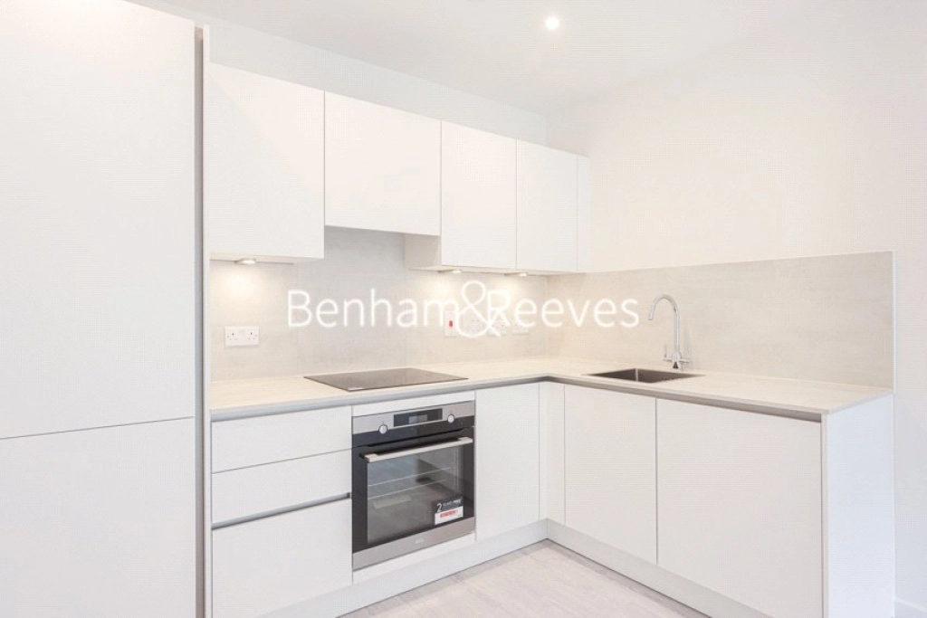 1 bedroom apartments/flats for sale in Farine Avenue, Hayes - UB3 view 4