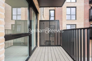 Farine Avenue, Hayes - UB3 view 15