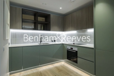 Greenleaf Walk, Southall - UB1 view 6