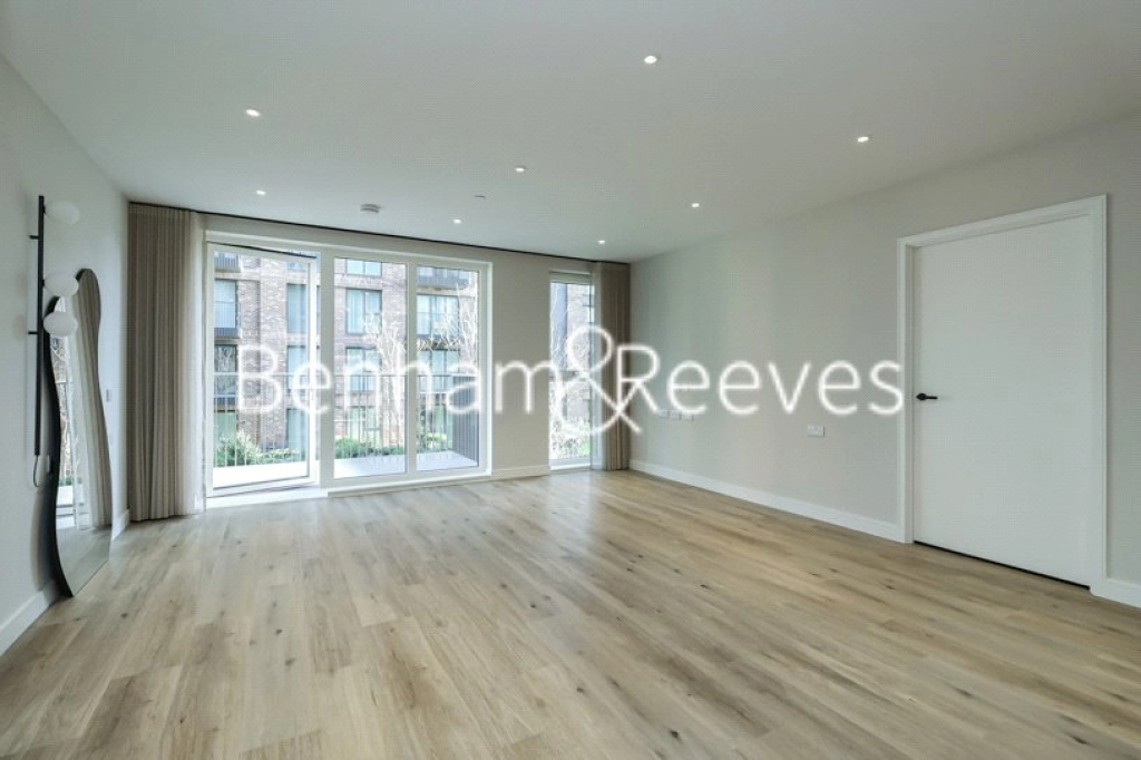 1 bedroom apartments/flats for sale in Greenleaf Walk, Southall - UB1 view 8